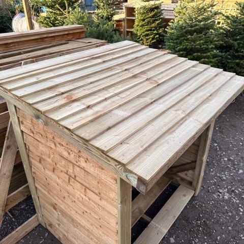 Log Store - Featheredge Board - Decking Delivery